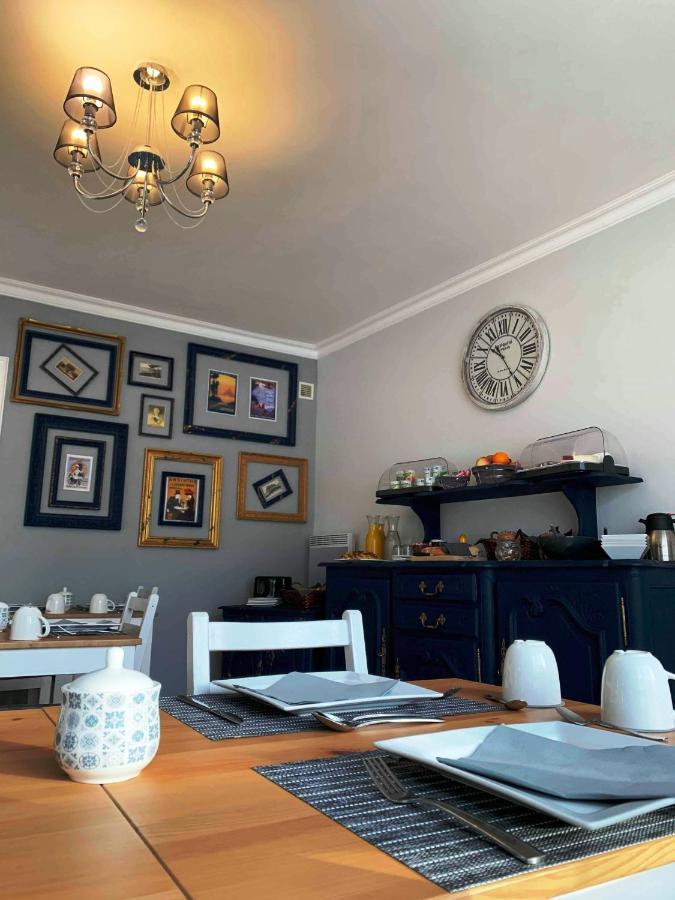 No 6 B&B Landivy Luaran gambar