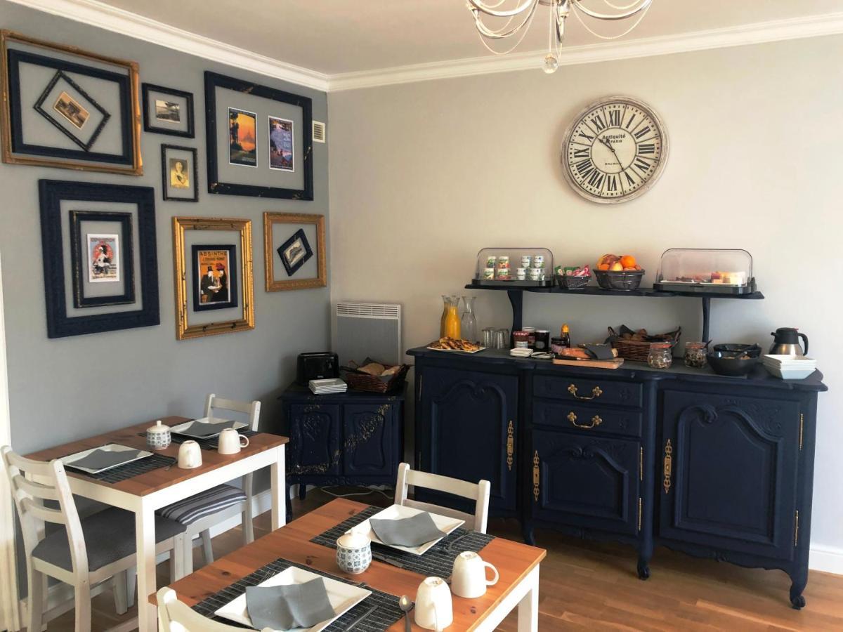 No 6 B&B Landivy Luaran gambar
